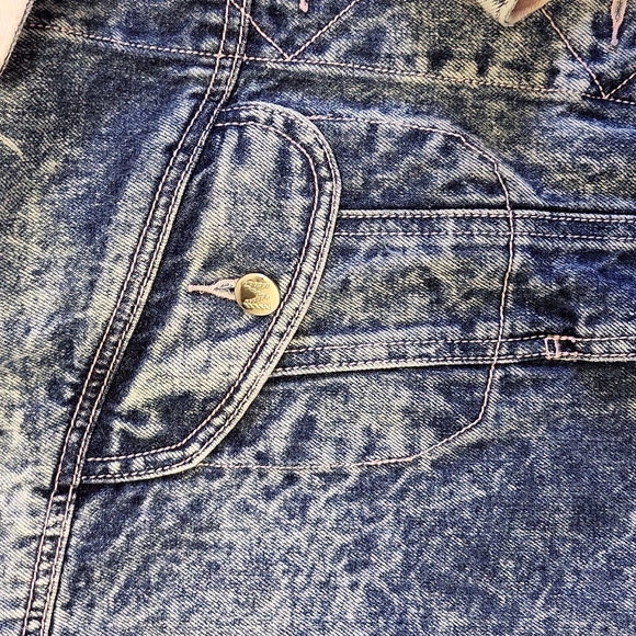 MARIPOSA Vintage Acid-Barbie Denim Jean Jacket with Pink Stitching - Picture 2 of 9